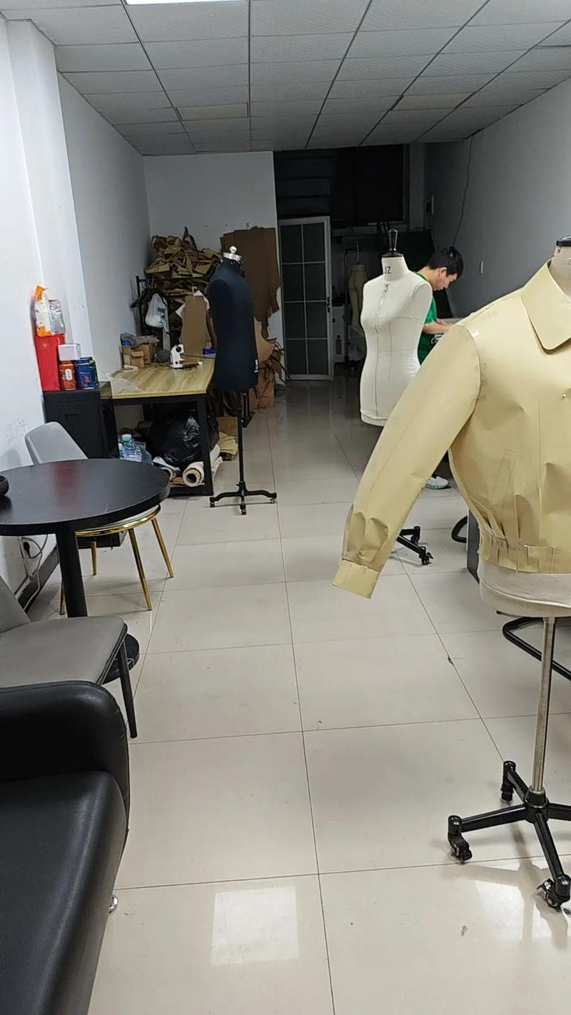 服装制版人的分享.#海宁皮革城工厂店 #服装打版工作室 #感
